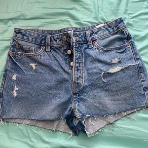 Old Navy OG high rise shorts. Size 8